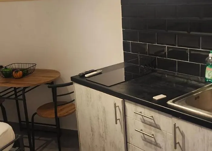 Einav Appartement Nikiana